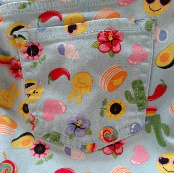 Emoji Shorts by ❤️Place❤️ size 10 - Picture 5 of 6